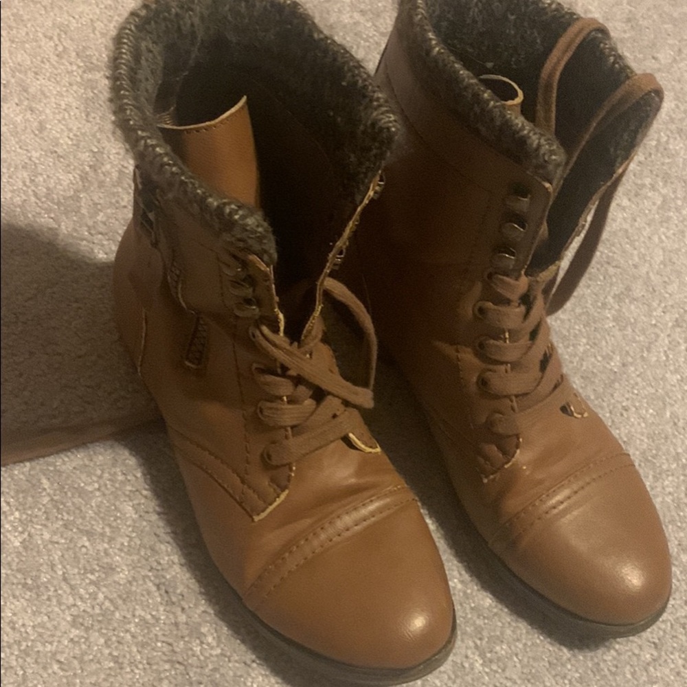Brown boots